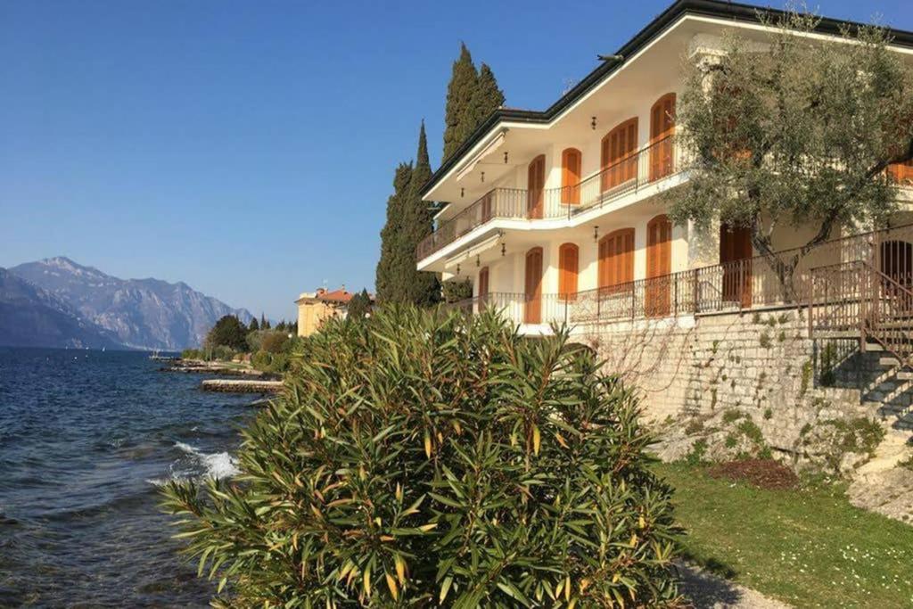 Villa Francesca-Grande Appartamento In Riva Al Lago Brenzone sul Garda Eksteriør billede