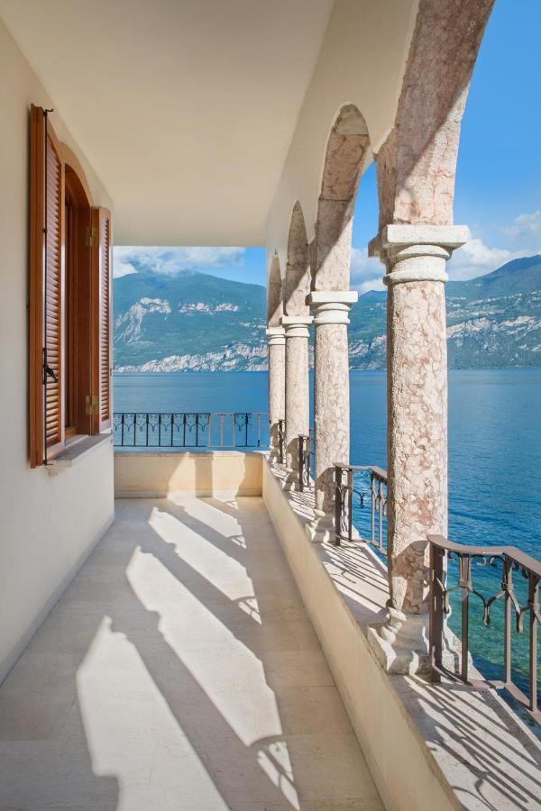 Villa Francesca-Grande Appartamento In Riva Al Lago Brenzone sul Garda Eksteriør billede